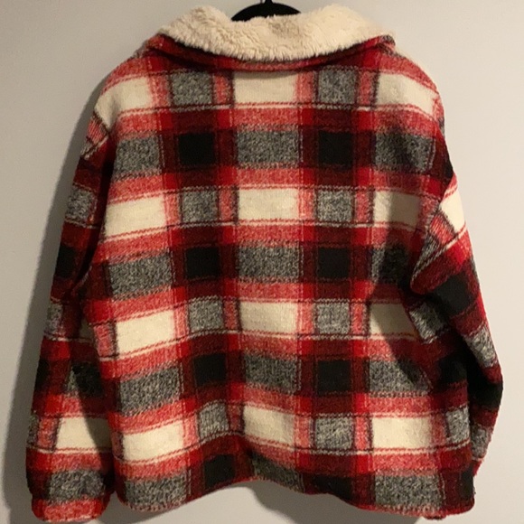 Red checkered Sherpa quarter zip jacket - Picture 5 of 5